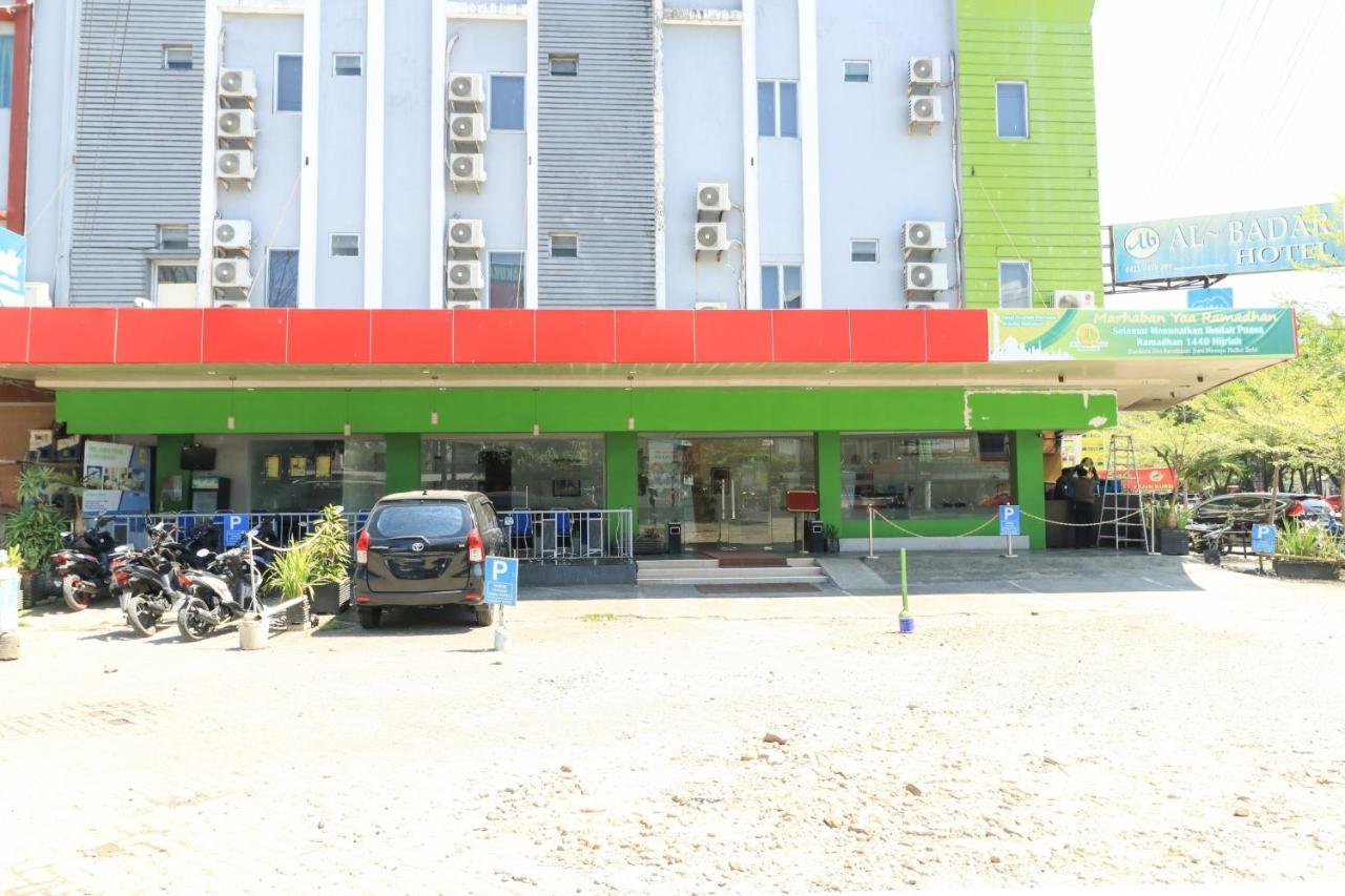 Al-Badar Hotel Syariah 马卡萨 外观 照片