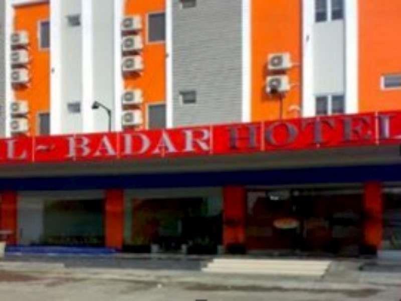 Al-Badar Hotel Syariah 马卡萨 外观 照片